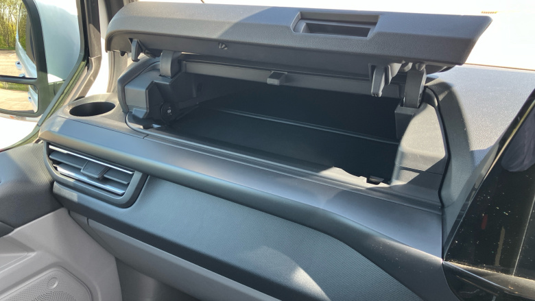 Ford Tourneo Custom 340 L2 Electric Rwd 160kW 65kWh H1 Titanium X 8 seater Auto